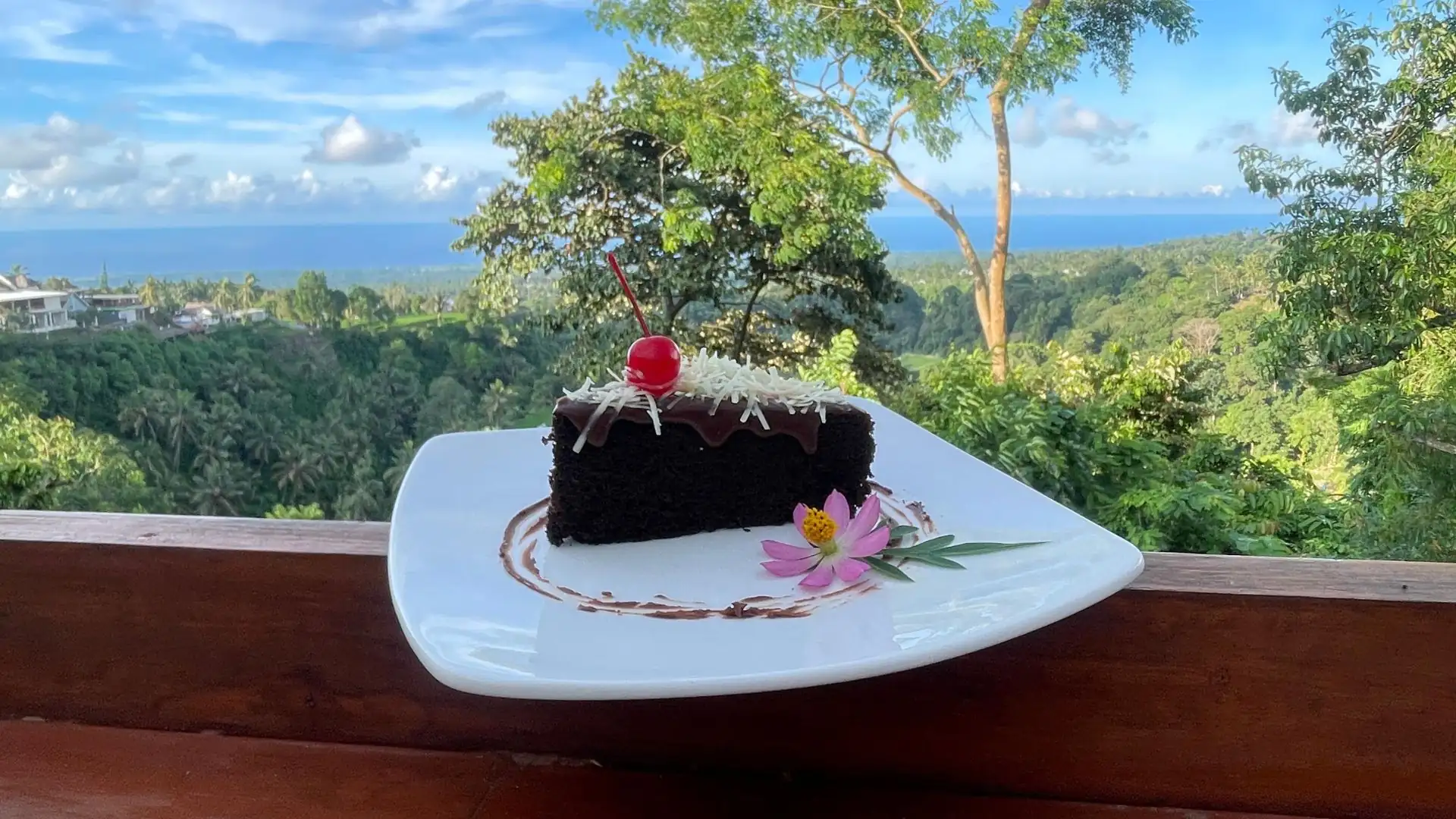 Cafe Rinjani Dawn Cake